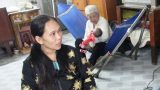Thực hư việc mẹ của bé gái 7 tuổi phải nghỉ học ở nhà trông em ôm tiền trốn đi, bỏ mặc con gái?