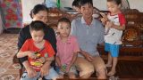 Hải Hậu: Nỗi bất hạnh của 3 đứa trẻ mồ côi Hải Hậu: Nỗi bất hạnh của 3 đứa trẻ mồ côi