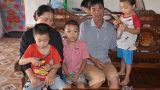 Hải Hậu: Nỗi bất hạnh của 3 đứa trẻ mồ côi