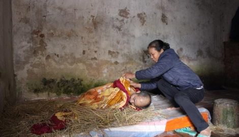 Nam Trực: người chị gái quyết không lấy chồng để chăm sóc cho em trai tâm thần