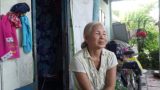 Người mẹ nuôi xích 5 đứa con điên loạn