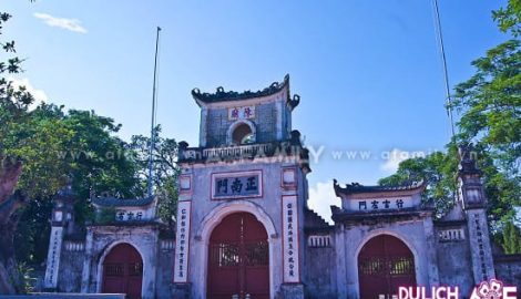 Về đền Trần nghe chuyện bạch xà