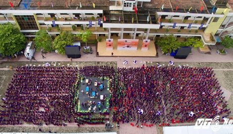 Ngôi trường của Á quân Đường lên đỉnh Olympia 2016 ‘nhuộm’ sắc tím