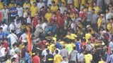 Nam Định thua trận play-off, CĐV thành Nam nổi đóa