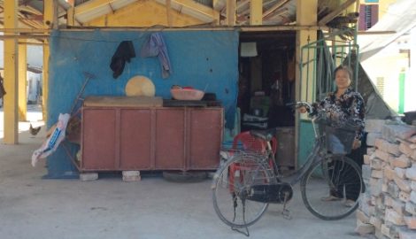 Trực Ninh: Bi kịch người phụ nữ ‘tố’ bị em ruột bạo hành, phải sống ở chợ