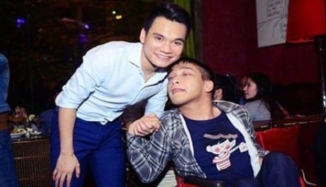 Nam Định: Sáng tác tình khúc bằng ngón chân
