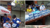 CLB Nam Định xuống đường phát khẩu trang miễn phí cho người dân