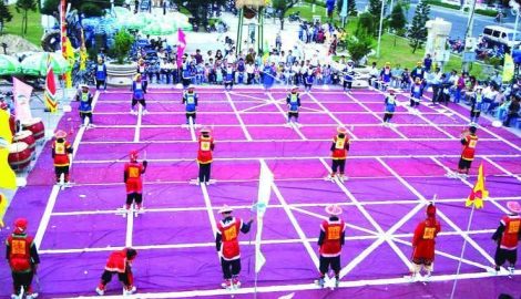 Độc Đáo Nghệ Thuật Và Trò Chơi Dân Gian Thời Trần