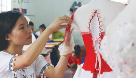 Giao Thủy: Vùng quê làm đẹp… cô dâu