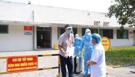 Bệnh nhân số 33 xuất viện tại Huế, Việt Nam điều trị khỏi 21 ca nhiễm Covid-19