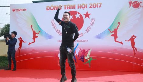 Cư dân mạng thích thú với MC hài hước có “1-0-2” quê Nam Định