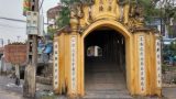 Độc đáo cây cầu ngói 500 năm tuổi hình rồng bay