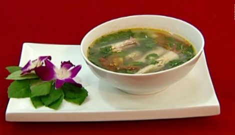 Lạ lẫm món cá khoai nấu rau bớp Nam Định mát lành