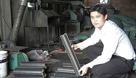 Giao Thủy, Nam Định: Chàng trai thu tiền tỷ nhờ “hô biến” trấu thành củi