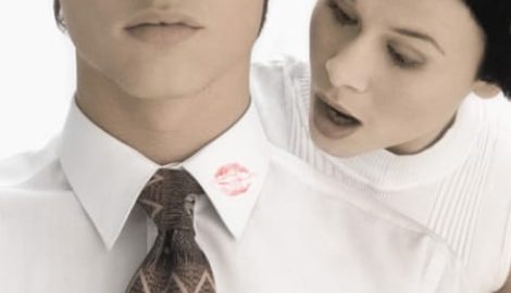 Chồng tôi chỉ biết câm lặng khi cầm tờ kết quả siêu âm