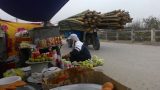 Nam Định: Ngang nhiên bán tạp hóa trên cây cầu xuống cấp trầm trọng