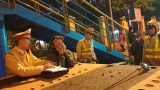 Nam thợ xây bị phạt 7 triệu đồng sau liên hoan tất niên cuối năm