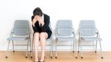 25 tuổi chưa có người yêu, cô gái bị đánh trượt phỏng vấn