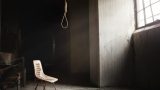 Đang lo hậu sự cho cô giáo tử vong bất thường, gia đình tá hỏa phát hiện người chồng cũng đã chết sau vườn