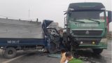 Nam Định: Xe tải mất lái tông vào xe đầu kéo, 1 người tử vong