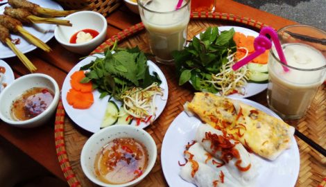 Từ đĩa bánh cuốn Nam Định