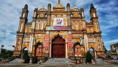 Giới thiệu về nhà thờ Giáo Xứ Đền Thánh Trung Lao