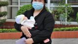 Bệnh nhân sơ sinh đầu tiên mắc COVID-19 được công bố khỏi bệnh