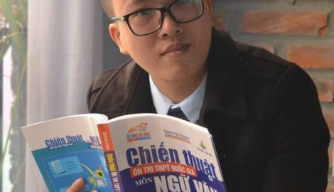 Thầy giáo Nam Định nổi tiếng nói gì về chương trình Ngữ văn mới?