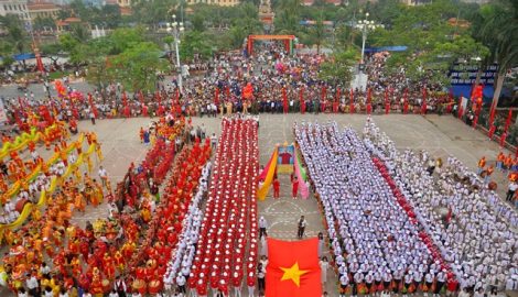 Người Hải Hậu đi cà keo, múa rồng… mừng ngày Quốc khánh