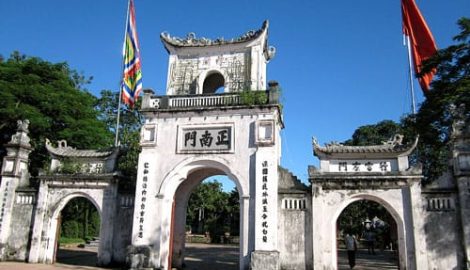 Tranh cướp ấn đền trần