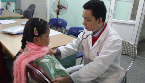 1400 trẻ em Quảng Bình được khám sàng lọc bệnh tim miễn phí