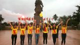 Đất Nam Định chưa mưa đã ngấm Gái Nam Định chưa ngắm đã say.