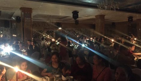 Đám cưới xui nhất Nam Định: Mất điện suốt 1 giờ, ăn trong bóng tối
