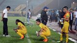 Vòng 5 V-League: Hà Nội ngôi đầu, Nam Định lo lắng