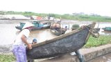 Nam Định nghiêm cấm tàu thuyền ra khơi