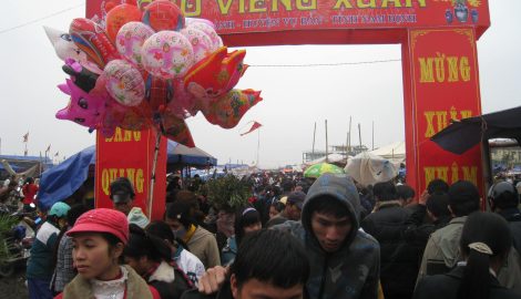 Ở Nam Định thì nên đi chơi những đâu ?