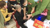 Công an huyện Xuân Trường phấn đấu đẩy nhanh tiến độ cấp căn cước công dân gắn chíp điện tử với phương châm: “làm hết việc chứ không hết giờ”