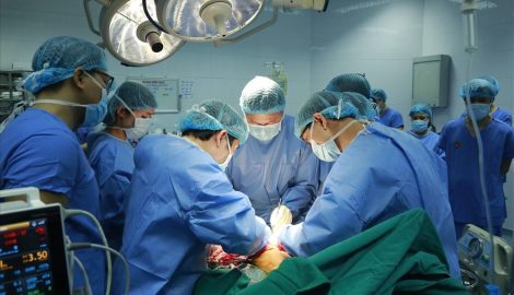 Nóng: Lần đầu tiên Việt Nam ghép phổi thành công từ người cho chết não