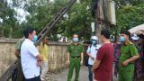 Đồng chí Phó Chủ tịch UBND huyện Hải Hậu kiểm tra công tác phòng chống dịch bệnh COVID -19