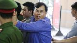 Tuyên án 12 năm tù “đại gia” đeo 13kg vàng giả- Phúc XO