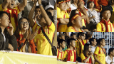 Fan nữ Nam Định “hạ đẹp” fan nữ HAGL trên khán đài