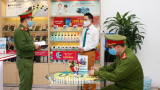 Thành phố Nam Định sẽ xử lý nghiêm các trường hợp không đeo khẩu trang nơi ᴄôɴɢ ᴄộɴɢ