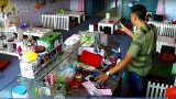 Nam Định: Thanh niên lừa bé gái, nhanh tay trộm Iphone