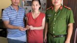 Nam Định Gương người tốt, việc tốt Nhặt được của rơi, trả lại người đánh mất – học sinh lớp 8B năm học 2019-2020 trường THCS Giao Long con ông Lương Văn Dương xóm 21, xã Giao Long nhặt được của rơi, đã trả lại người đánh mất.