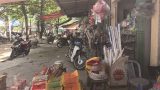 Thu tiền của tiểu thương sai luật, chính quyền phường phải hủy quyết định