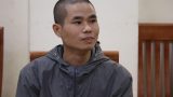 Bắt kẻ dùng dao đâm thấu phổi nam sinh viên giữa ban ngày