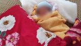 Thương lắm những em bé phải xa bố mẹ đi cách ly tập trung: Tự ăn cơm, chơi một mình và không quấy khóc