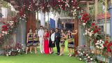 Choáng ngợp với đám cưới trang trí 5 tấn hoa tươi ở Nam Định