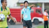 HLV Nguyễn Văn Sỹ: ‘CĐV Nam Định góp tiền ủng hộ cầu thủ’