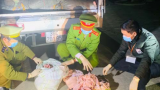 Mang 1,7 tấn bì lợn không đảm bảo vệ sinh từ Nam Định vào Thanh Hóa